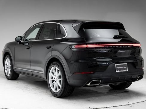 New 2026 Porsche Cayenne AWD/4WD image 3