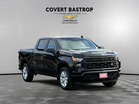 Certified 2025 Chevrolet Silverado 1500 Custom RWD image 9