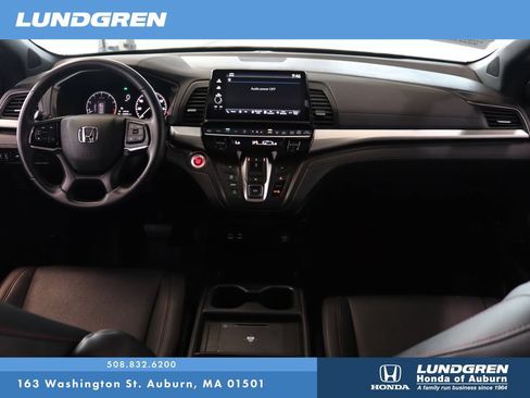 Used 2025 Honda Odyssey Sport-L image 18