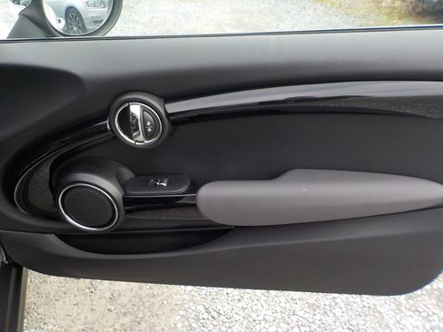 Used 2015 MINI Cooper S image 28
