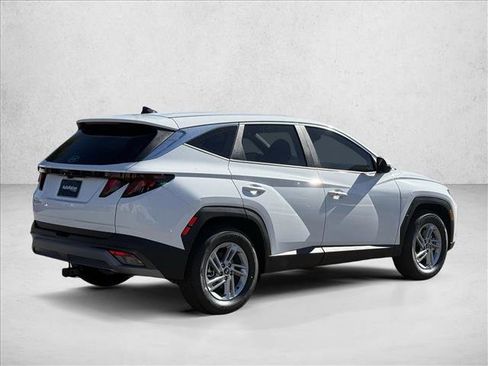 New 2026 Hyundai Tucson SE image 2