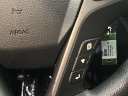 Used 2018 Hyundai Santa Fe Sport AWD/4WD image 24