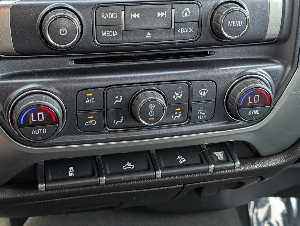 Used 2019 Chevrolet Silverado 3500 LT w/ LT Convenience Package AWD/4WD image 22