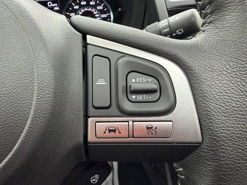 Used 2018 Subaru Forester 2.5i Touring AWD/4WD image 21