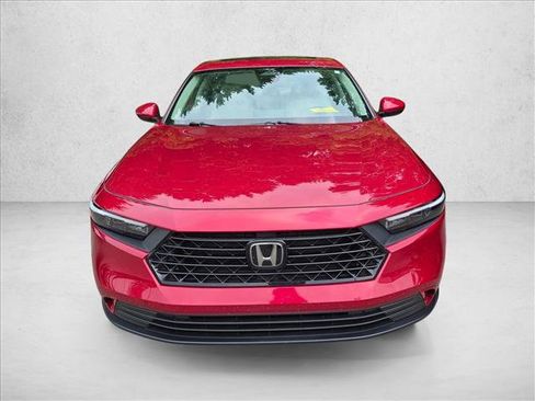 Used 2024 Honda Accord EX image 2