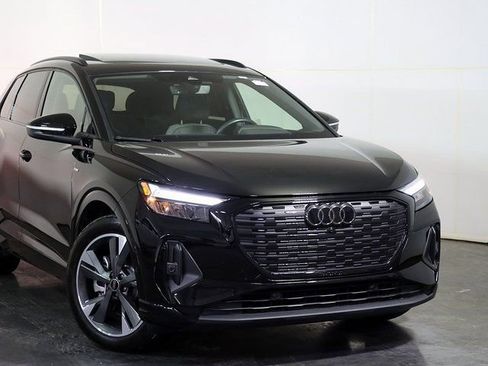 Used 2024 Audi Q4 e-tron Premium Plus w/ Premium Plus image 6