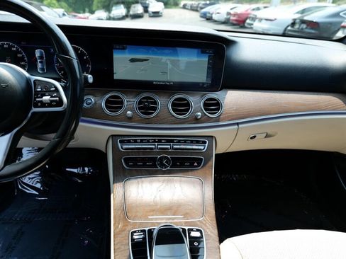 Used 2019 Mercedes-Benz E 300 4MATIC w/ Parking Assistance Package image 13