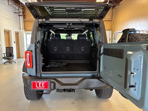 Used 2023 Ford Bronco Outer Banks w/ Sasquatch Package AWD/4WD image 25