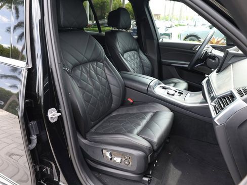 Used 2024 BMW X5 sDrive40i w/ Premium Package RWD image 25