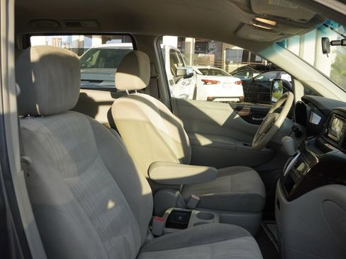 Used 2015 Nissan Quest SV image 17