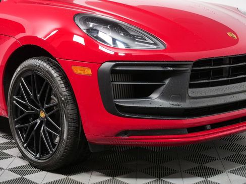 Certified 2022 Porsche Macan GTS AWD/4WD image 38