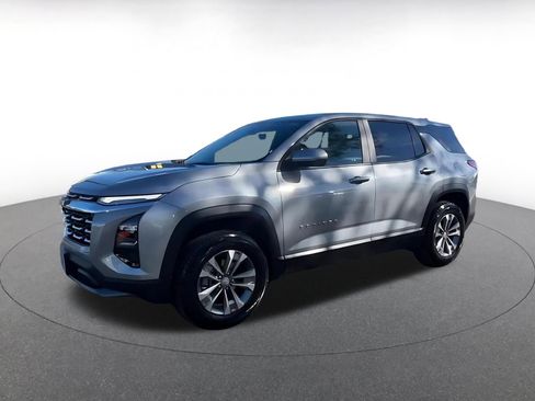 Used 2025 Chevrolet Equinox LT image 8