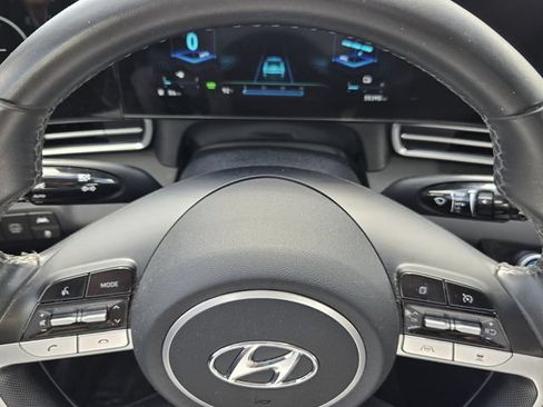 Used 2023 Hyundai Elantra Limited FWD image 23