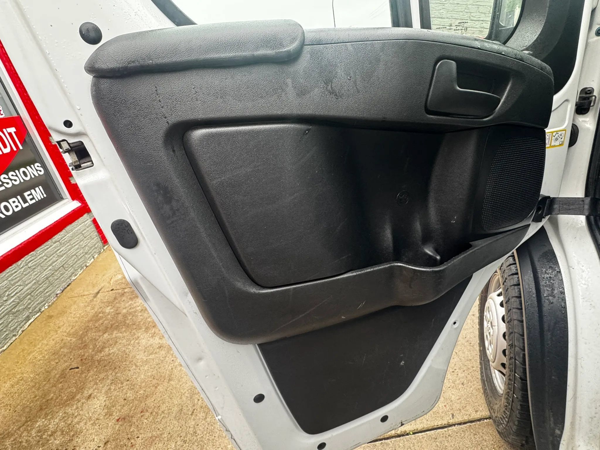 Used 2025 RAM ProMaster 2500 w/ Convenience Group FWD image 20