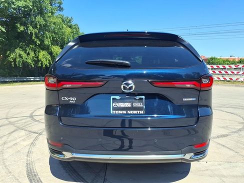 Used 2024 MAZDA CX-90 Plug-In Hybrid w/ Premium Pkg AWD/4WD image 4