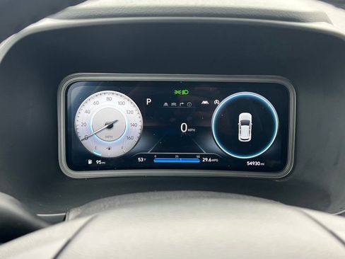 Used 2023 Hyundai Kona Limited AWD/4WD image 32