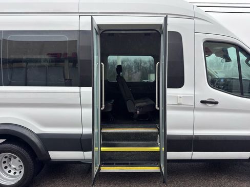Used 2023 Ford Transit 350 XL image 33