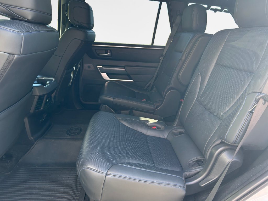 Used 2025 Toyota Sequoia Platinum AWD/4WD image 24