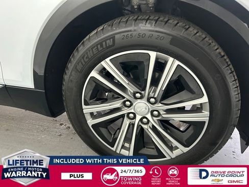 Used 2026 Cadillac Lyriq Premium Luxury image 11