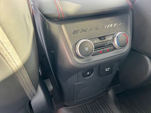 Certified 2025 Ford Explorer ST image 21