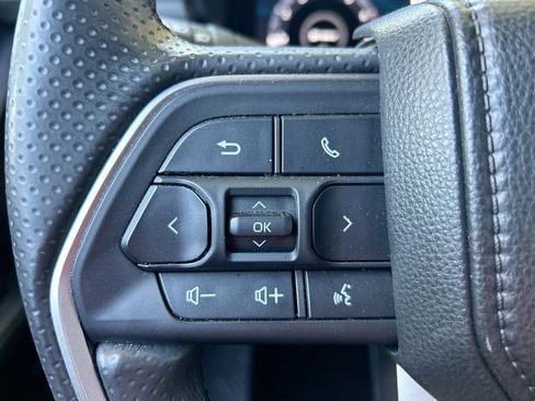 Certified 2025 Toyota 4Runner TRD Off-Road AWD/4WD image 15