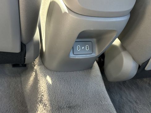 Certified 2025 Hyundai Elantra Sport image 14