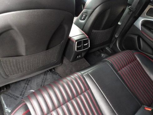 Used 2024 Genesis G70 2.5T w/ Sport Prestige Package image 21