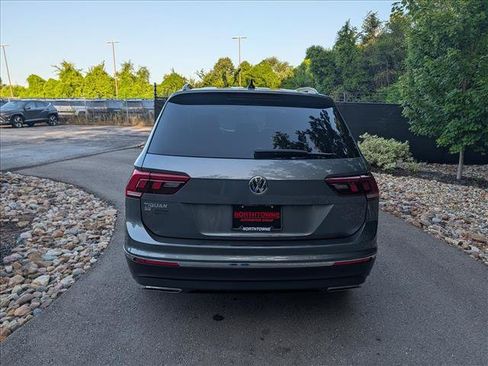 Certified 2021 Volkswagen Tiguan SE FWD image 4
