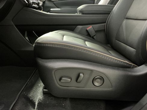 New 2026 Chevrolet Traverse High Country FWD image 15