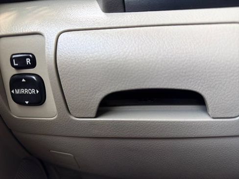 Used 2009 Toyota Camry XLE FWD image 21