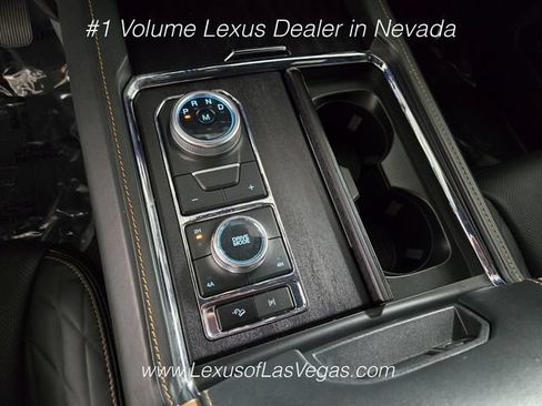 Used 2023 Ford Expedition Platinum AWD/4WD image 35