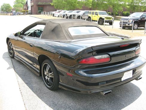 Used 1996 Chevrolet Camaro LT RWD image 5