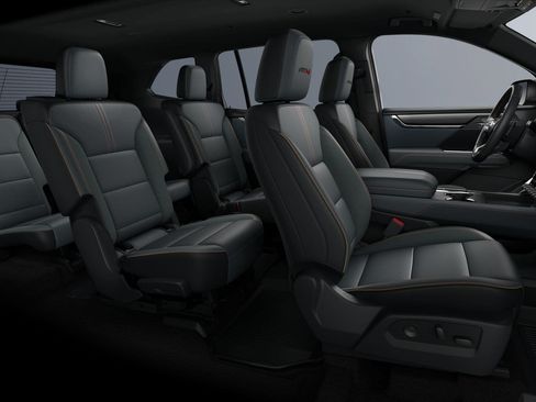 New 2026 GMC Acadia AT4 w/ LPO, Floor Liner Package AWD/4WD image 28