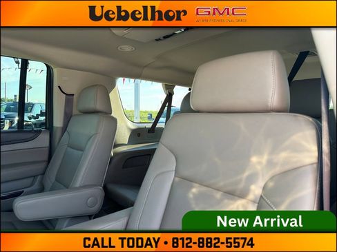 Used 2018 GMC Yukon XL SLT w/ Open Road Package AWD/4WD image 20