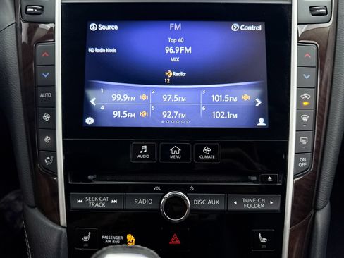 Used 2019 INFINITI Q50 Luxe w/ Essential Package (3.0T Luxe) RWD image 9