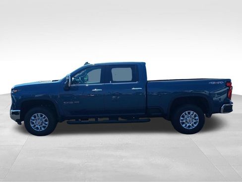 New 2026 Chevrolet Silverado 2500 LTZ AWD/4WD image 2