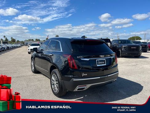 Used 2021 Cadillac XT5 Premium Luxury image 5