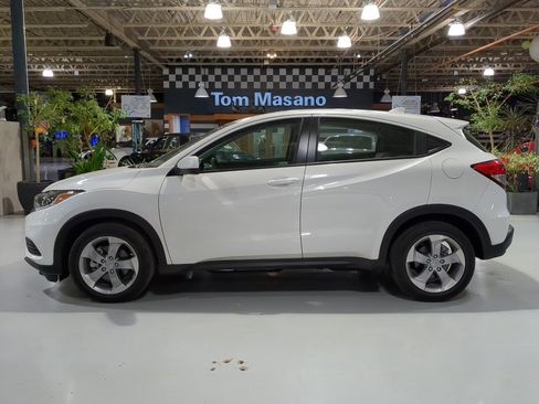 Used 2022 Honda HR-V LX image 11