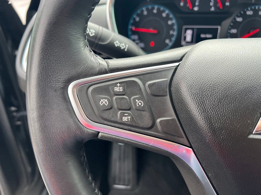 Used 2018 Chevrolet Equinox LT FWD image 41
