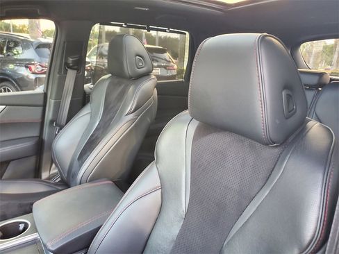 Used 2023 Acura MDX A-Spec image 18