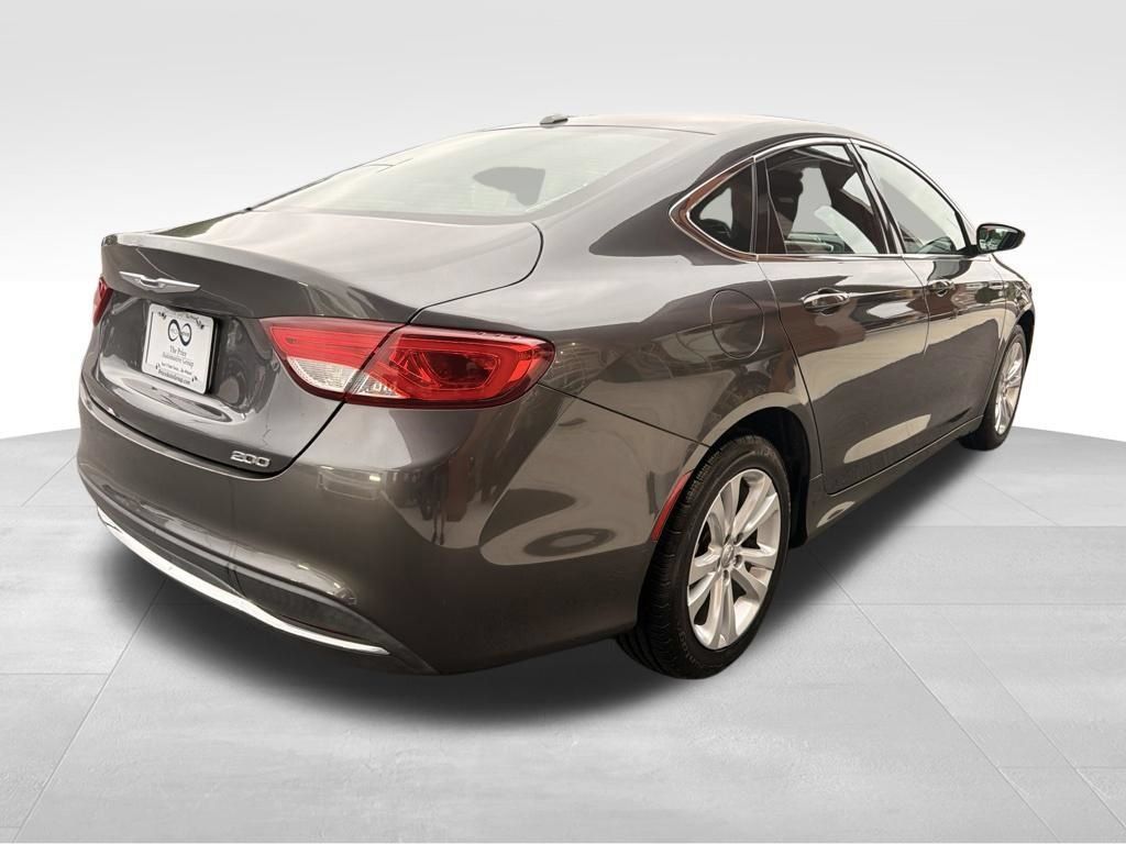 Used 2015 Chrysler 200 Limited w/ Convenience Group FWD image 8