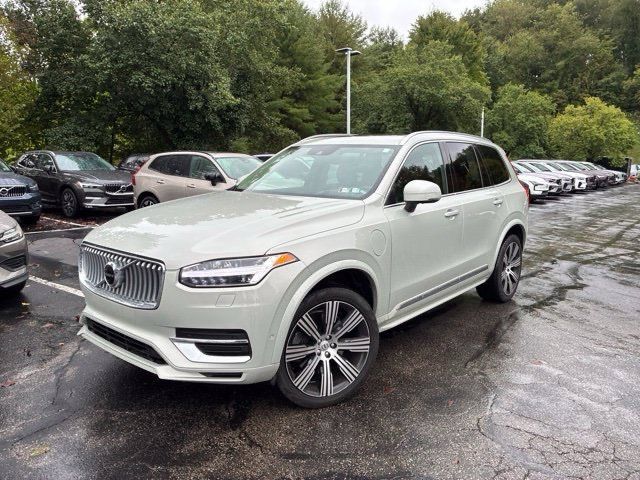 Used 2022 Volvo XC90 T8 Inscription w/ Advanced Package AWD/4WD image 1