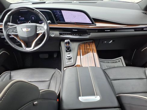 Used 2024 Cadillac Escalade ESV Premium Luxury AWD/4WD image 19