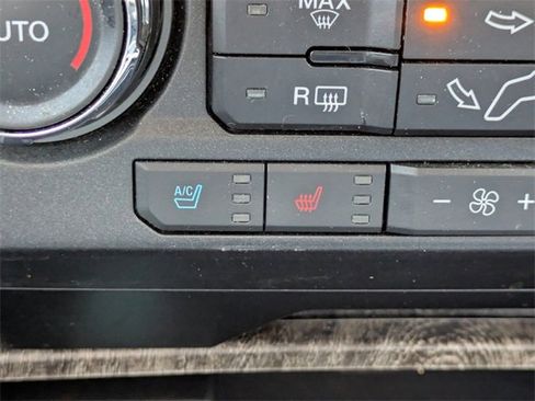 Used 2017 Ford F250 Lariat w/ Chrome Package image 26