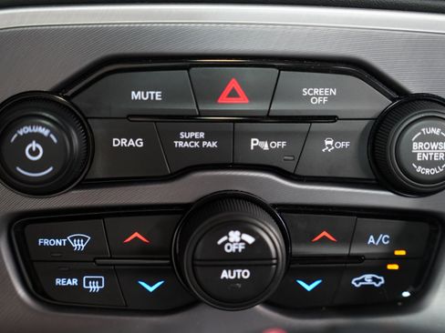 Used 2022 Dodge Challenger R/T Scat Pack w/ 1320 Drag Pack image 29