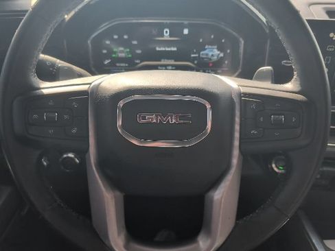 Used 2023 GMC Sierra 1500 SLT w/ SLT Premium Plus Package AWD/4WD image 22