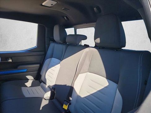 Used 2024 Toyota Tacoma TRD Sport w/ TRD Sport Upgrade Package image 14