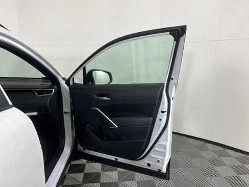 New 2026 Toyota Corolla Cross XSE image 27