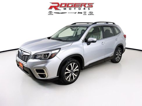 Used 2020 Subaru Forester Limited w/ Popular Package #3 AWD/4WD image 3