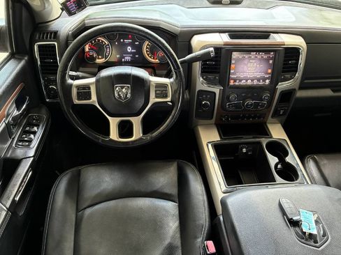 Used 2014 RAM 2500 Laramie w/ Convenience Group AWD/4WD image 18